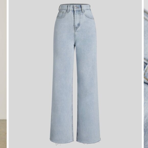 💕HOST PICK💕 Denim Straight Leg light wash Jeans - Picture 4 of 5